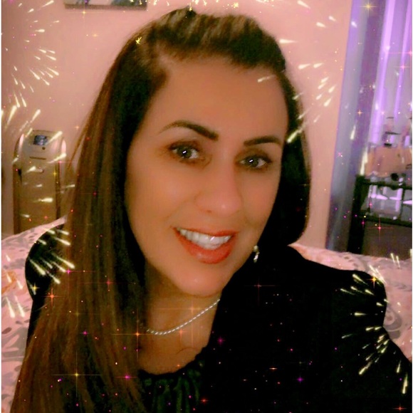 Meet your Posher, Maria - Picture 2 of 12